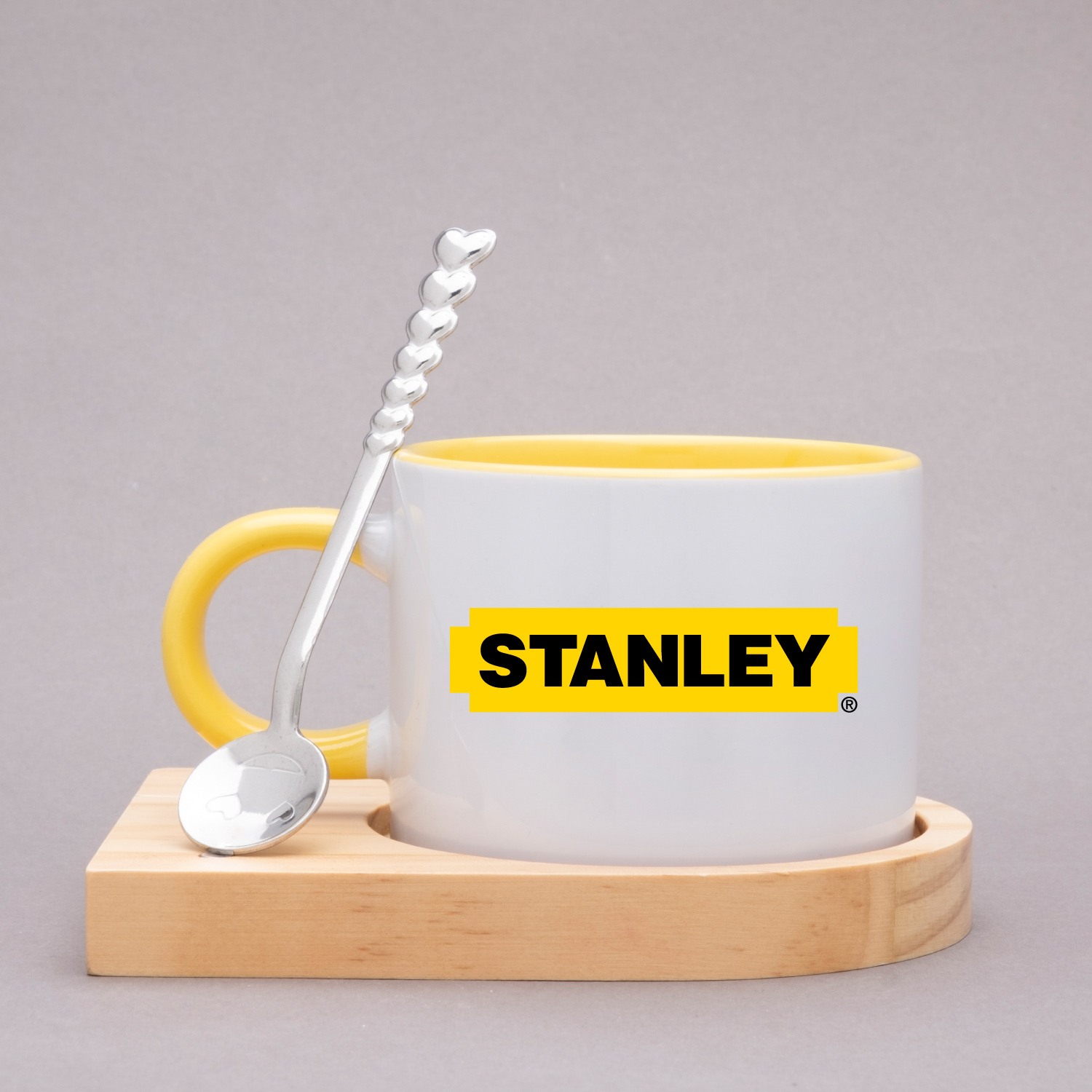 Adana Sarı Ahşap Kaşık Nescafe Fincan